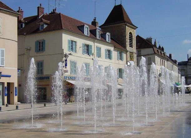 Place Lons le Saunier